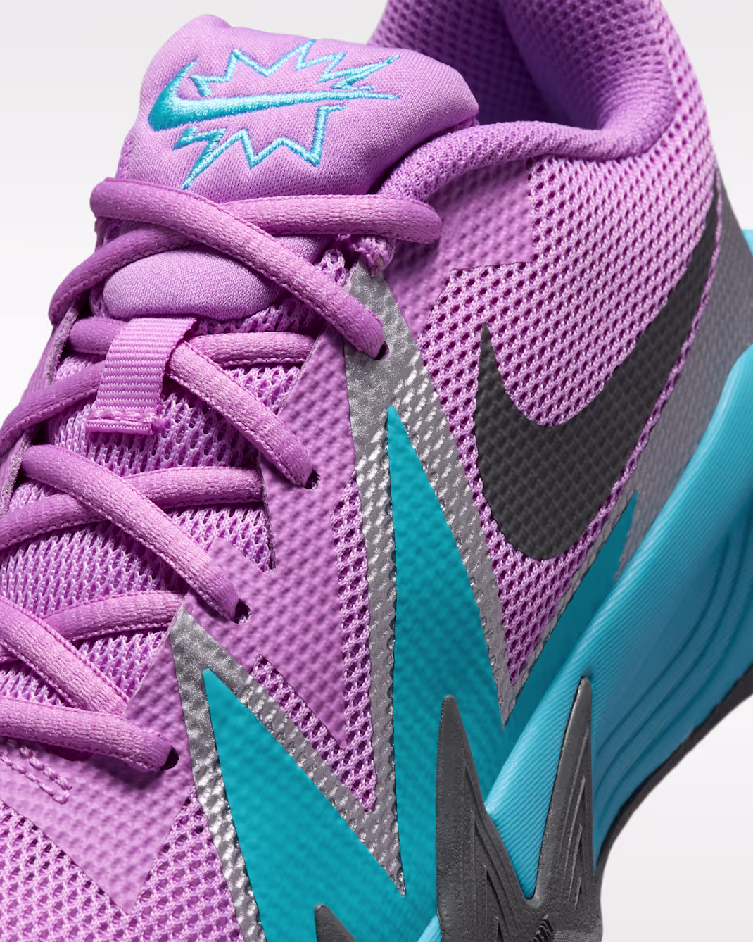 Nike S.T. Dynamite
